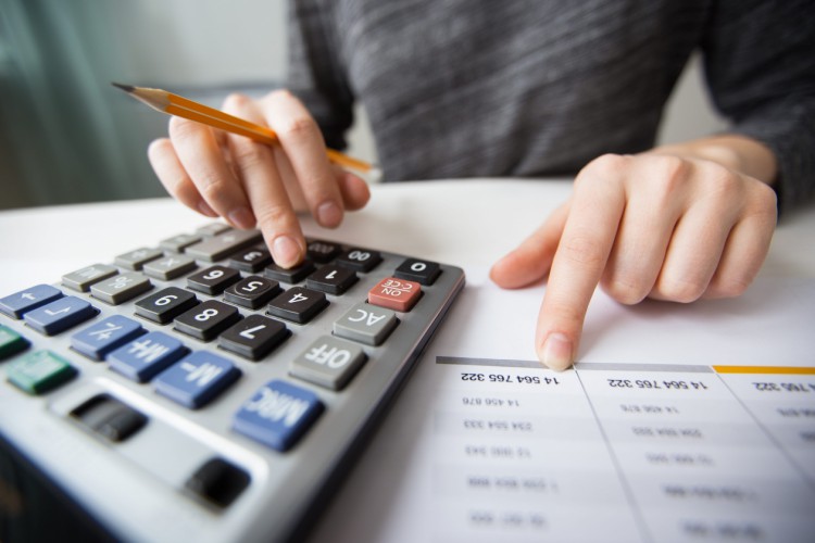 De_ce_scutiri_pot_beneficia_persoanele_fizice_la_calcularea_impozitului-min